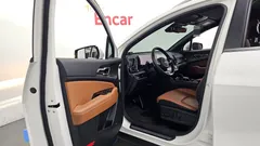 2024 Kia Sportage Signature 2WD — фото 10