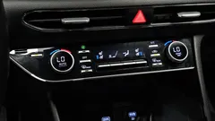 2023 Hyundai Sonata 2.0 — фото 19
