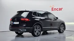 2022 Volkswagen Tiguan 2.0 TSI Prestige — фото 2