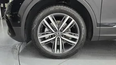2022 Volkswagen Tiguan 2.0 TSI Prestige — фото 5