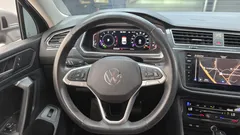 2022 Volkswagen Tiguan 2.0 TSI Prestige — фото 13