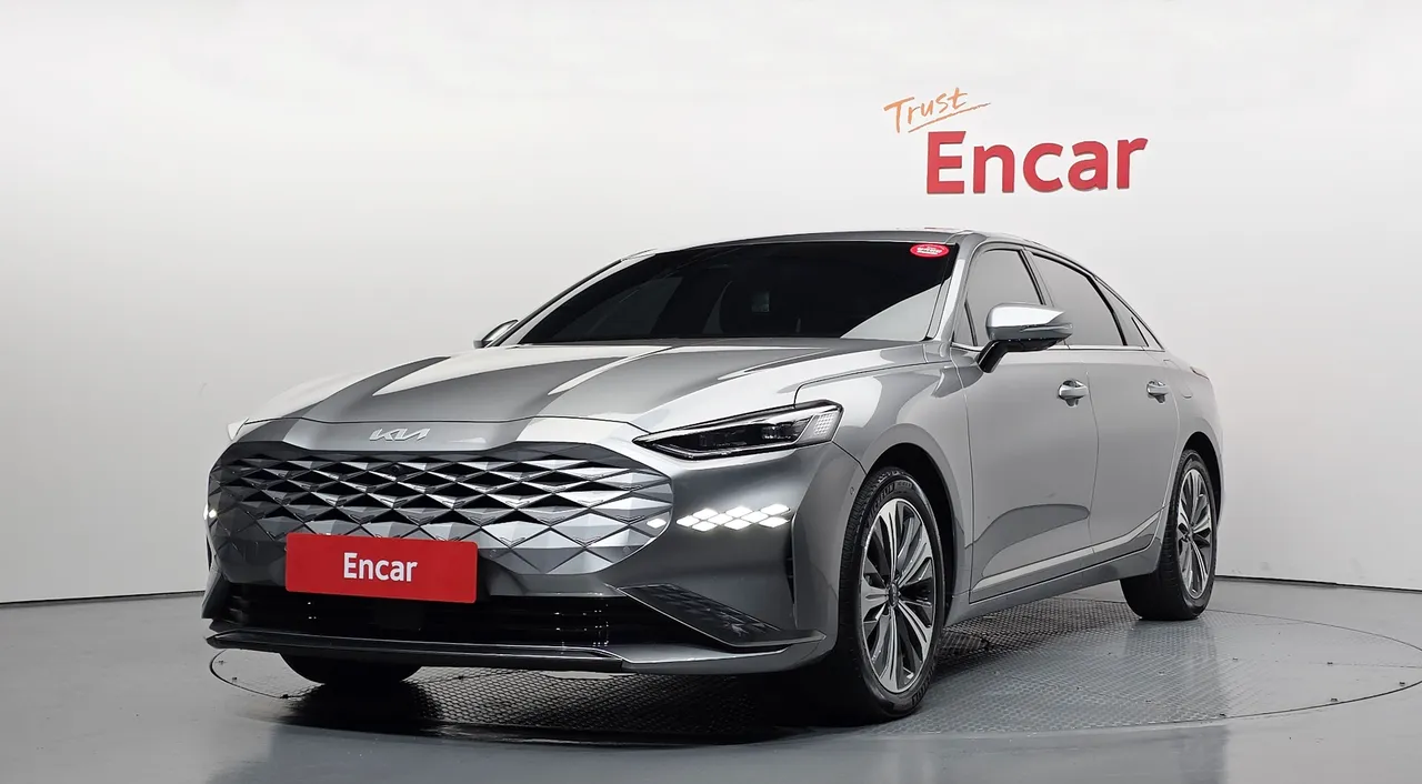 2023 Kia K8 Signature Special