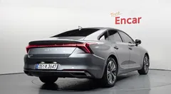 2023 Kia K8 Signature Special — фото 2