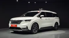 2023 Kia Carnival Diesel 9-Seater Noblesse — фото 13