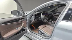 2023 BMW 5-Series 530i xDrive M Sport Package — фото 10