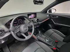 2023 Audi Q2 35 TDI Premium, серый — фото 10