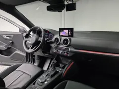 2023 Audi Q2 35 TDI Premium, серый — фото 14