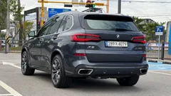 2021 BMW X5 xDrive 30d M Sport, синий — фото 2