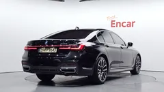 2021 BMW 7-Series 740d xDrive M Sport, чёрный — фото 2