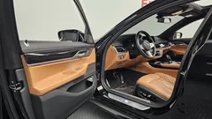 2021 BMW 7-Series 740d xDrive M Sport, чёрный — фото 10