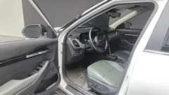 2023 Kia Seltos Gasoline 1.6 Turbo 2WD — фото 10
