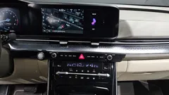 2023 Kia Carnival Gasoline 7-Seater Hi-Limousine — фото 18