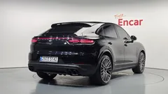 2022 Porsche Cayenne 3.0 COUPE PLATINUM EDITION — фото 2