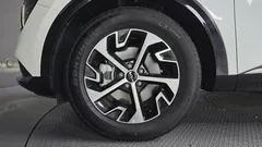 2023 Kia Sportage Signature 2WD — фото 5