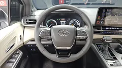 2023 Toyota Sienna 2.5 Hybrid 2WD, белый — фото 17