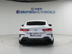 2022 BMW 8-Series M850i xDrive Coupe — фото 5