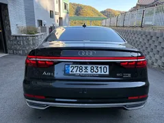 2021 Audi A8 60 TFSI Quattro LWB — фото 4