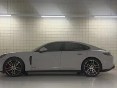 2022 Porsche Panamera 4.0 GTS — фото 3