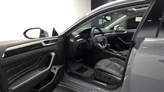 2022 Volkswagen Arteon 2.0 TDI Prestige, серо-серебристый — фото 10