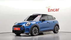 2022 Mini Cooper 5Door Classic — фото 13