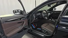 2023 BMW 5-Series 530i M Sport Package — фото 10