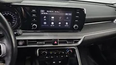 2022 Kia K5 2.0 LPI(Renter car) — фото 13