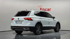 2022 Volkswagen Tiguan 2.0 TSI Prestige — фото 2