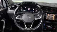 2022 Volkswagen Tiguan 2.0 TSI Prestige — фото 12