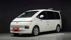 2023 Hyundai Staria Tourer 9-Seater — фото 1