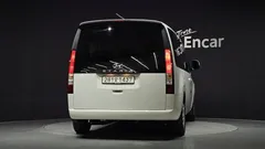 2023 Hyundai Staria Tourer 9-Seater — фото 4