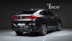 2023 BMW X6 xDrive30d M Sport — фото 2