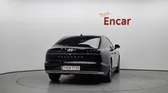2023 Hyundai Grandeur Premium — фото 4