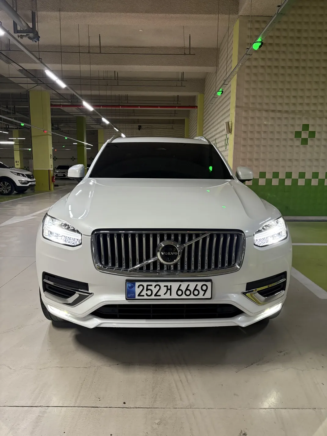2024 Volvo XC90 B6 Ultimate Bright