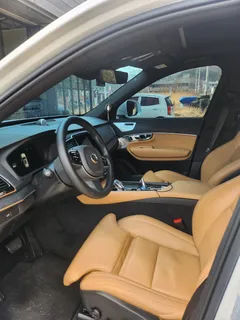 2024 Volvo XC90 B6 Ultimate Bright — фото 5
