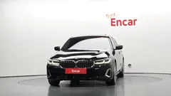 2023 BMW 5-Series 520i Luxury — фото 3