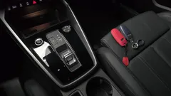 2023 Audi A3 40 TFSI Premium, синий — фото 9