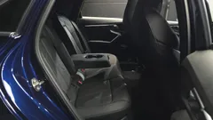 2023 Audi A3 40 TFSI Premium, синий — фото 11