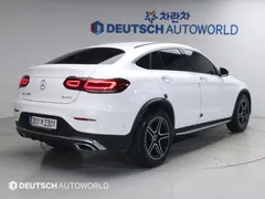 2021 Mercedes-Benz GLC-Class GLC300 4MATIC Premium Coupe, белый — фото 2