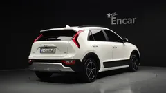2024 Kia Niro Prestige — фото 2
