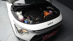 2024 Kia Niro Prestige — фото 6