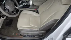 2022 Kia Carnival Gasoline 7-Seater Hi-Limousine — фото 18