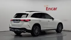 2023 Mercedes-Benz GLC-Class GLC300 4MATIC AMG Line, белый — фото 2