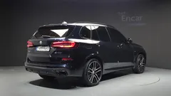 2023 BMW X5 M50i — фото 2