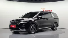 2023 Kia Carnival Diesel 9-Seater Signature — фото 1