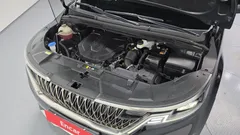 2023 Kia Carnival Diesel 9-Seater Signature — фото 6