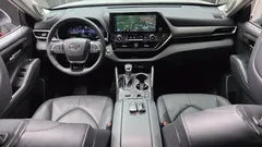 2023 Toyota Highlander 2.5 4WD Limited, белый — фото 7