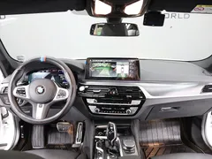 2023 BMW 5-Series 520i M Sport — фото 17