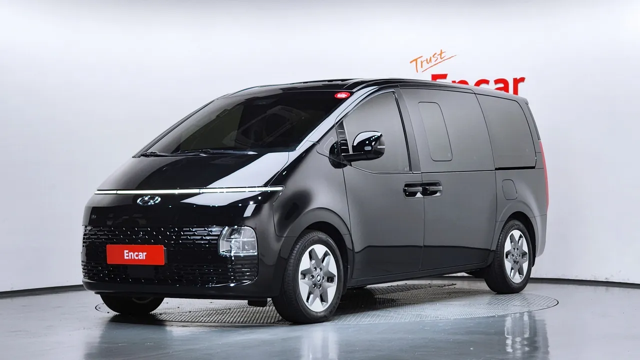 2023 Hyundai Staria L3.5 Tourer 9-Seater