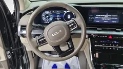 2023 Kia Carnival Diesel 9-Seater Hi-Limousine — фото 16