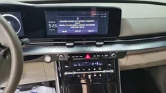 2023 Kia Carnival Diesel 9-Seater Hi-Limousine — фото 17